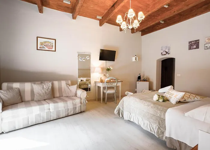 招待所 Domo 'e Sa Rosa 3*