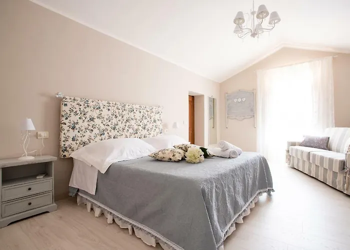 招待所 Domo 'e Sa Rosa 3*