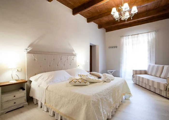 Domo 'e Sa Rosa 招待所 博萨