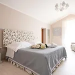 Πανσιόν Domo 'e Sa Rosa 3*