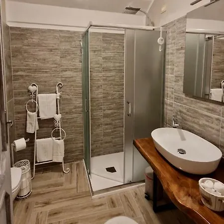 Domo 'e Sa Rosa בית הארחה 3*